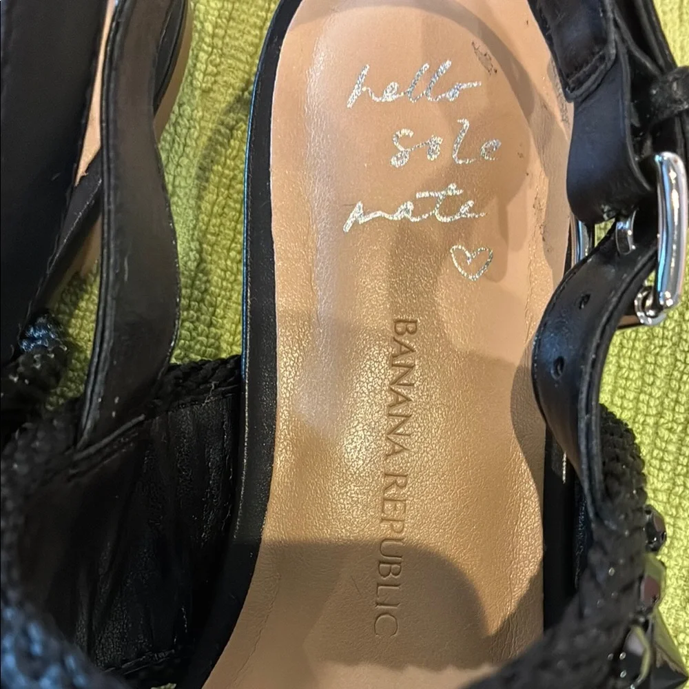 Banana Republic Black Flat Sandals with Embellishments, Size 7 1/2 - Picture 3 of 6